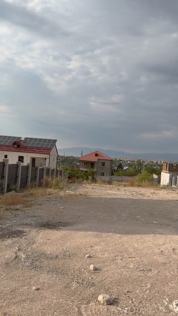 Տնամերձ հողատարածք video 1